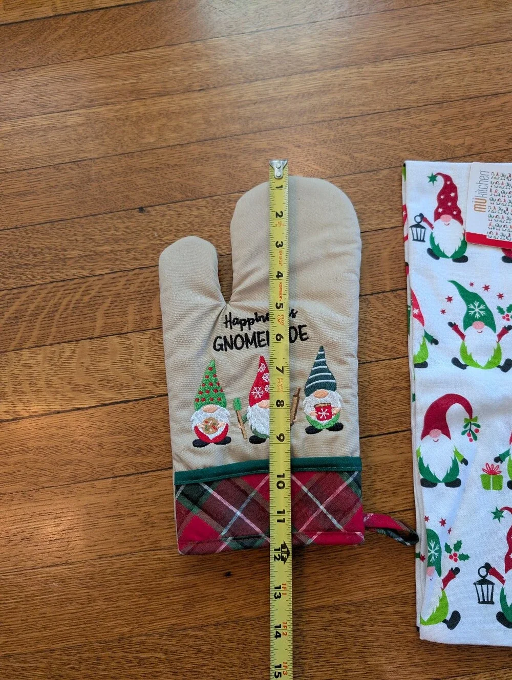 Holiday Gnome Oven Mitt and Kitchen Towel Set - Beige, Red, Green